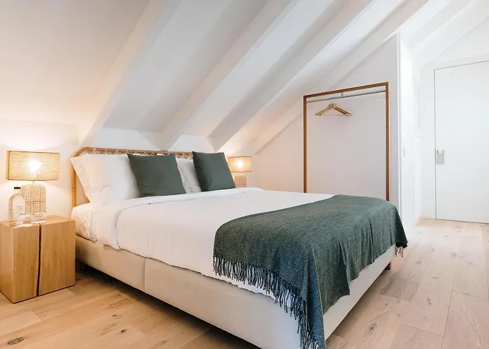 Ocean Porto - House Nocleg ze śniadaniem 4*